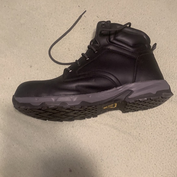Work boots slipped resistant and steel toe - Picture 4 of 7
